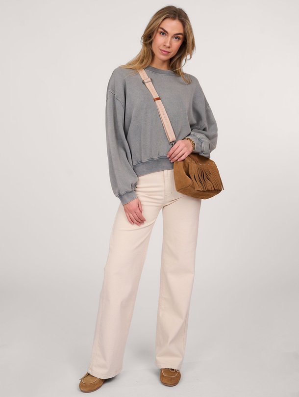 Ontdek de Fancy katoenmix sweater van Bellerose in de kleur bruingrijs bij Orangebag. Op werkdagen voor 21:45 besteld, morgen in huis.