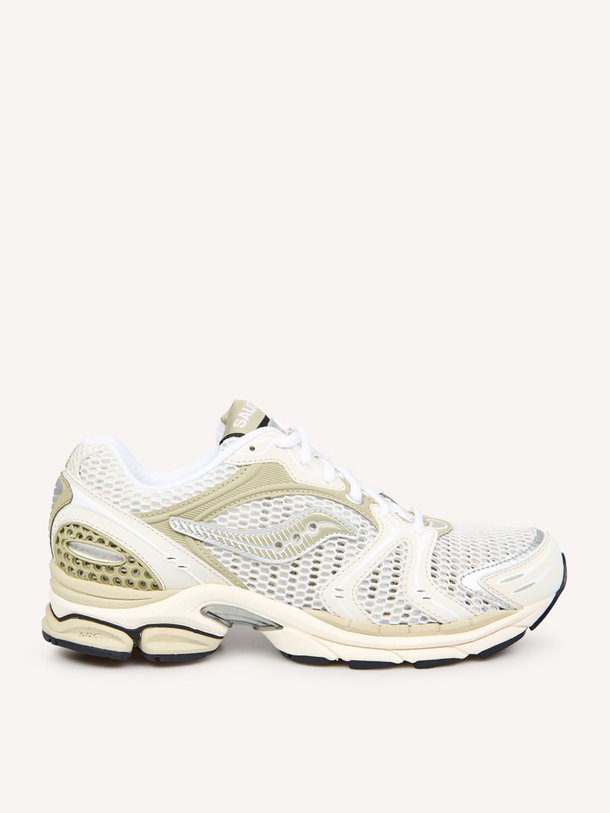 Ontdek de Progrid Triumph 4, sneakers met mesh van Saucony bij Orangebag. Op werkdagen voor 21:45 besteld, morgen in huis.