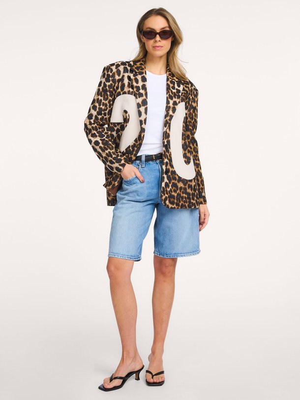 Ontdek de Geweven leopard blazer van Alix The Label in de kleur Bruin bij Orangebag. Op werkdagen voor 21:45 besteld, morgen in huis.