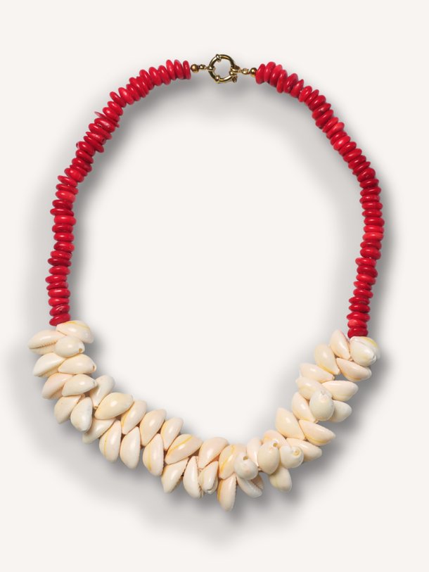 Bonnie Studios Luc Shell Necklace Ontdek de Luc Shell Necklace van Bonnie Studios bij Orangebag. Op werkdagen voor 21:45 besteld, morgen in huis.