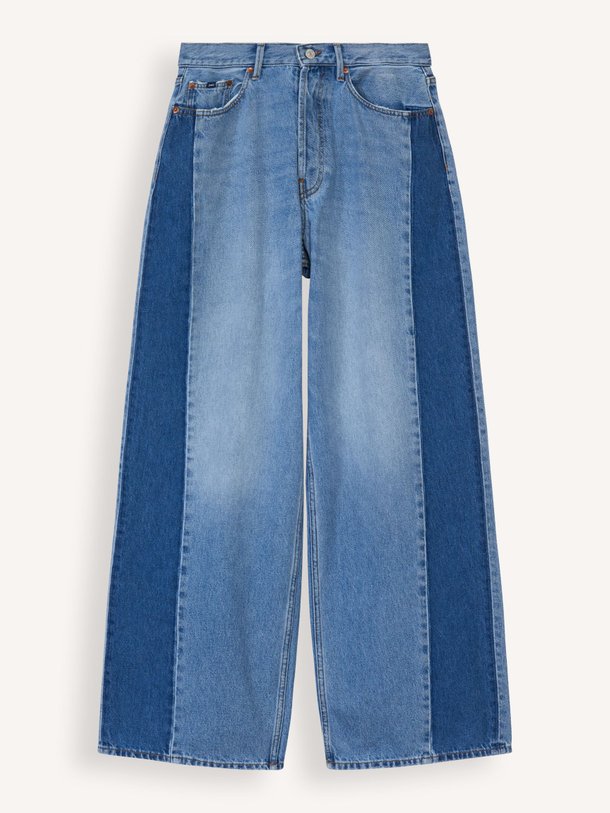 Ontdek de Kaya high waist loose fit non-stretch jeans van Denham in de kleur blauw bij Orangebag. Op werkdagen voor 21:45 besteld, morgen in huis.