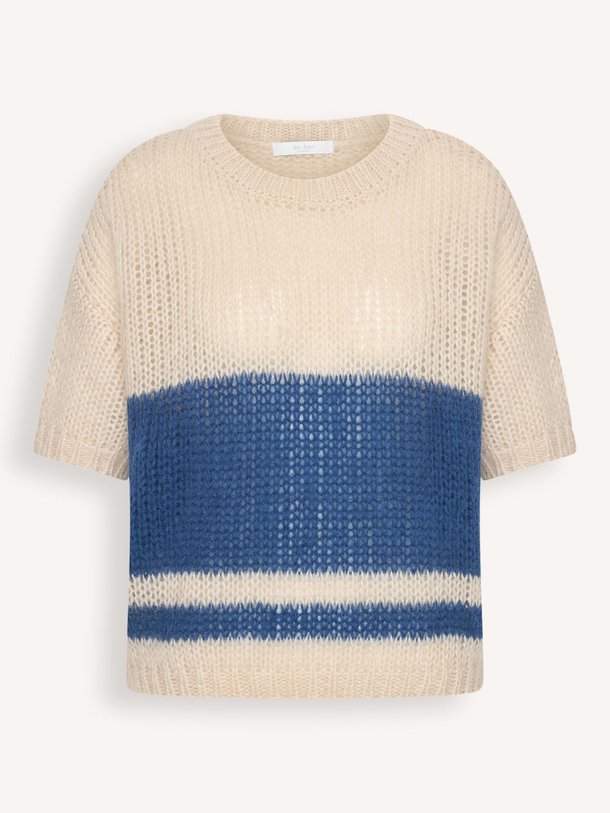 Ontdek de Nino mohairmix trui van By-Bar in de kleur Blauw bij Orangebag. Op werkdagen voor 21:45 besteld, morgen in huis.