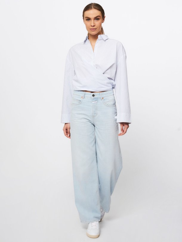 Ontdek de Nikka high waist loose fit non-stretch jeans van Closed in de kleur lichtblauw bij Orangebag. Op werkdagen voor 21:45 besteld, morgen in huis.