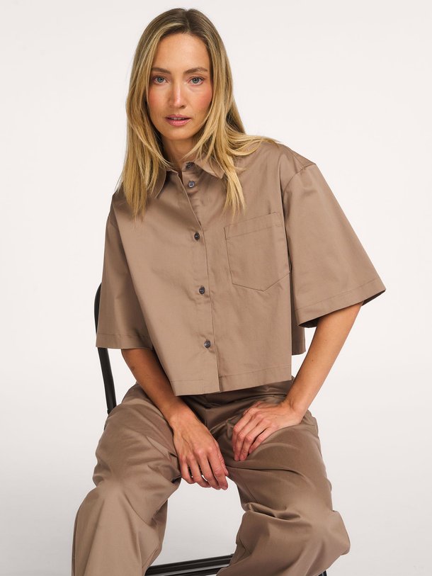 Ontdek de Polien katoenmix blouse van Ruby Tuesday in de kleur Lichtbruin bij Orangebag. Op werkdagen voor 21:45 besteld, morgen in huis.