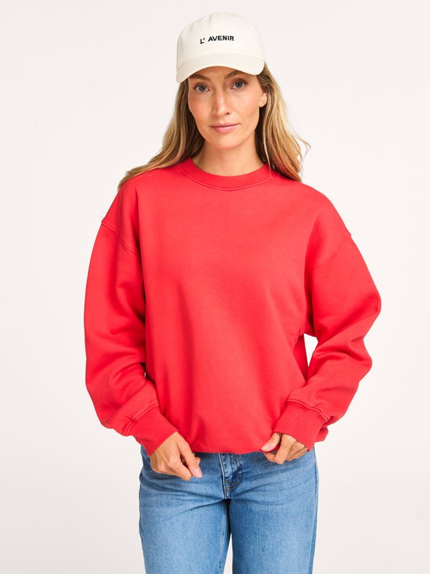 Ontdek de Unisex organic cotton oversized sweater van Colorful Standard in de kleur rood bij Orangebag. Op werkdagen voor 21:45 besteld, morgen in huis.