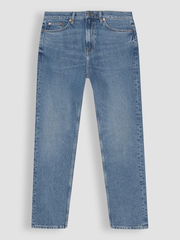 Ontdek de Cosmo regular waist loose fit non-stretch jeans van Samsoe Samsoe in de kleur blauw bij Orangebag. Op werkdagen voor 21:45 besteld, morgen in huis.