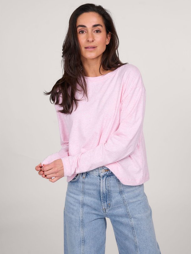 Ontdek de Ypawood katoenmix longsleeve van American Vintage in de kleur lichtroze bij Orangebag. Op werkdagen voor 21:45 besteld, morgen in huis.