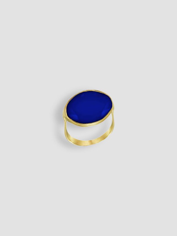 Ontdek de Oval vergulde ring van By-Bar in de kleur blauw bij Orangebag. Op werkdagen voor 21:45 besteld, morgen in huis.