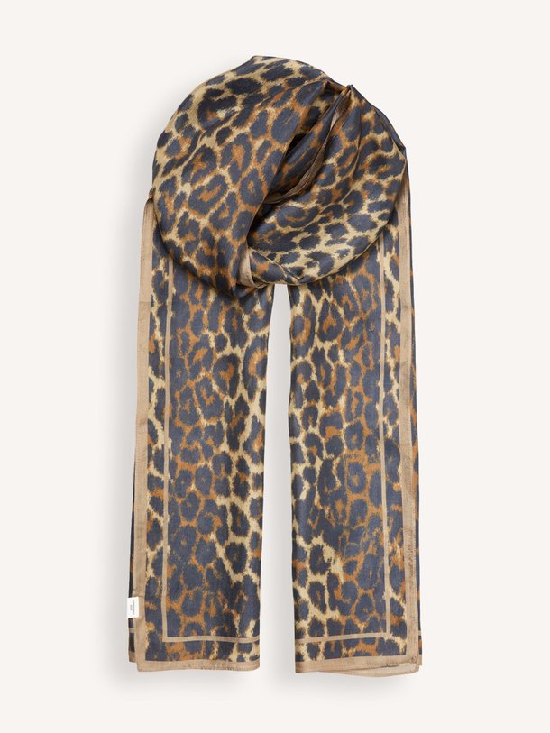 Ontdek de Leopa Taby zijden leopard sjaal van Becksondergaard in de kleur Bruin bij Orangebag. Op werkdagen voor 21:45 besteld, morgen in huis.