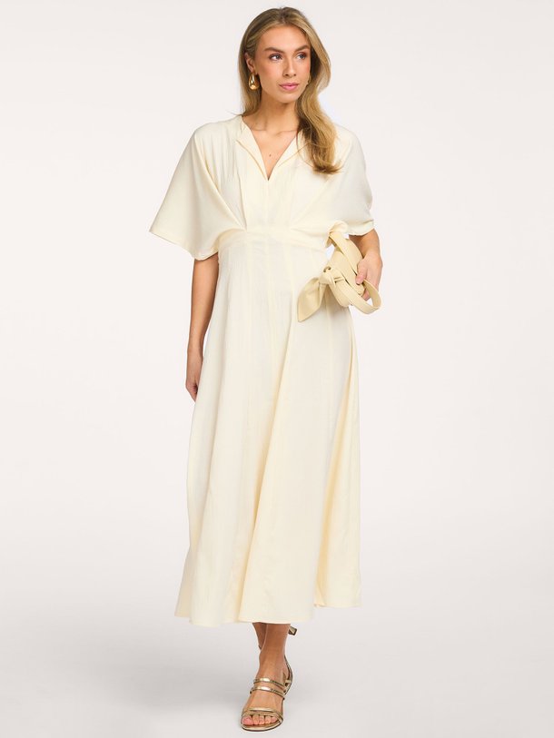Ontdek de Vianna viscosemix jurk van Copenhagen Muse in de kleur Geel bij Orangebag. Op werkdagen voor 21:45 besteld, morgen in huis.