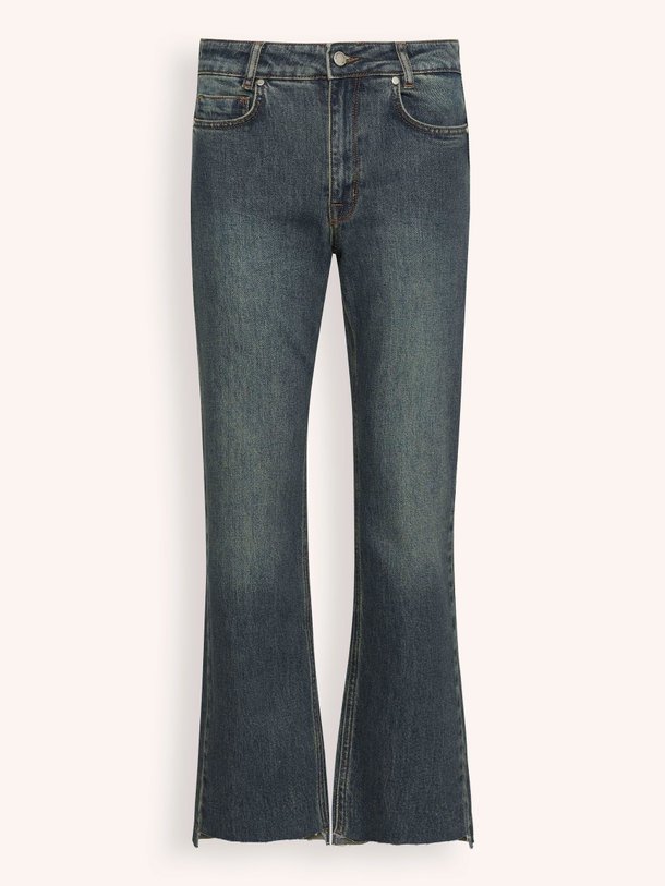 Ontdek de Dango high waist straight fit jeans van My Essential Wardrobe in de kleur blauwgroen bij Orangebag. Op werkdagen voor 21:45 besteld, morgen in huis.