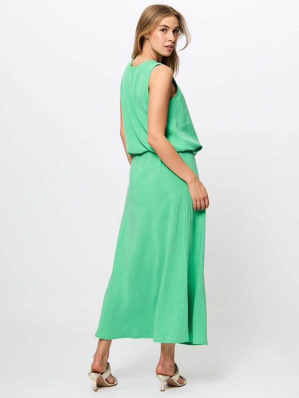 Ontdek de Tencel top van Summum in de kleur groen bij Orangebag. Op werkdagen voor 21:45 besteld, morgen in huis.
