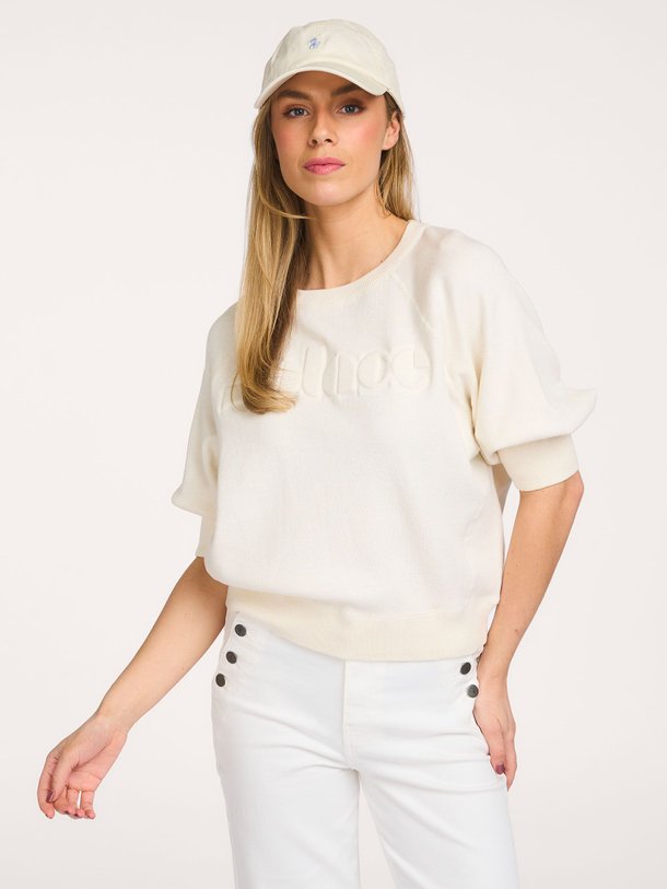 Ontdek de Katoenen trui van Yaya in de kleur Ecru bij Orangebag. Op werkdagen voor 21:45 besteld, morgen in huis.