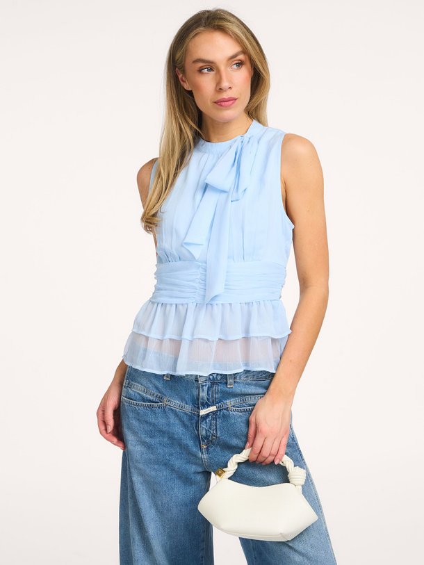 Ontdek de Ansol geweven top van Neo Noir in de kleur Lichtblauw bij Orangebag. Op werkdagen voor 21:45 besteld, morgen in huis.