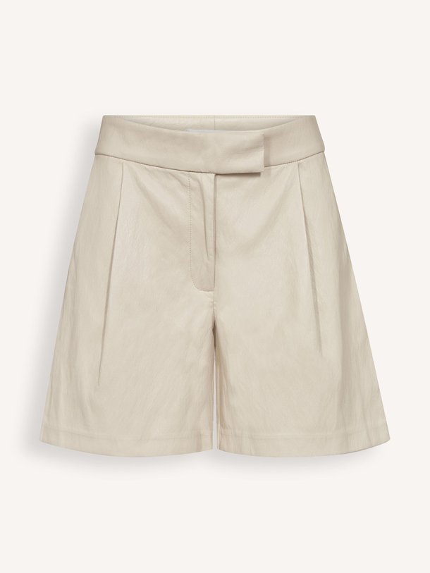 Ontdek de Gitt leatherlook short van Co'Couture in de kleur Crème bij Orangebag. Op werkdagen voor 21:45 besteld, morgen in huis.