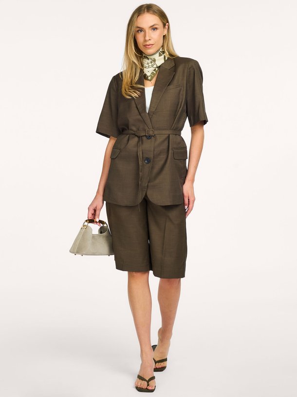 Ontdek de Sharo Long Shorts van Second Female bij Orangebag. Op werkdagen voor 21:45 besteld, morgen in huis.