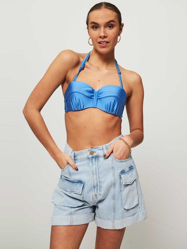 Ontdek de Simplify voorgevormde glanzende bikinitop van Cyell in de kleur blauw bij Orangebag. Op werkdagen voor 21:45 besteld, morgen in huis.