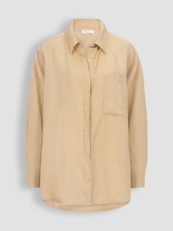 Alchemist Valley - Linnen Oversized Blouse - Zand Ontdek de Valley linnen oversized blouse van Alchemist in de kleur zand bij Orangebag. Op werkdagen voor 21:45 besteld, morgen in huis.