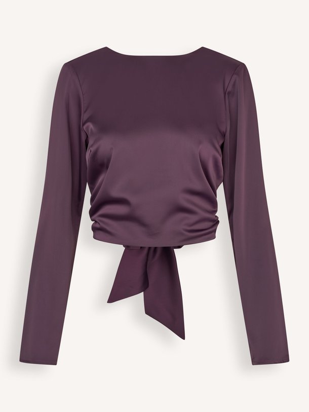 Ontdek de Tailor geweven wrap top van Modstrom in de kleur Aubergine bij Orangebag. Op werkdagen voor 21:45 besteld, morgen in huis.