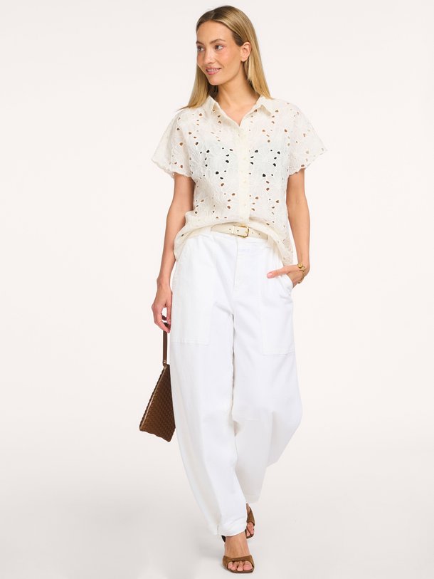 Ontdek de karly flower blouse van By-Bar bij Orangebag. Op werkdagen voor 21:45 besteld, morgen in huis.