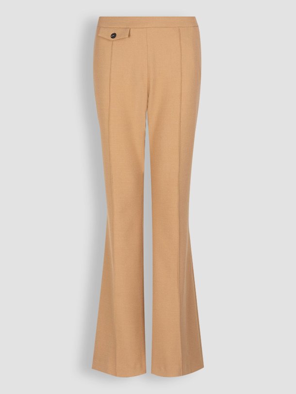 Ontdek de Rogene viscosemix flared fit broek van Ruby Tuesday in de kleur lichtbruin bij Orangebag. Op werkdagen voor 21:45 besteld, morgen in huis.
