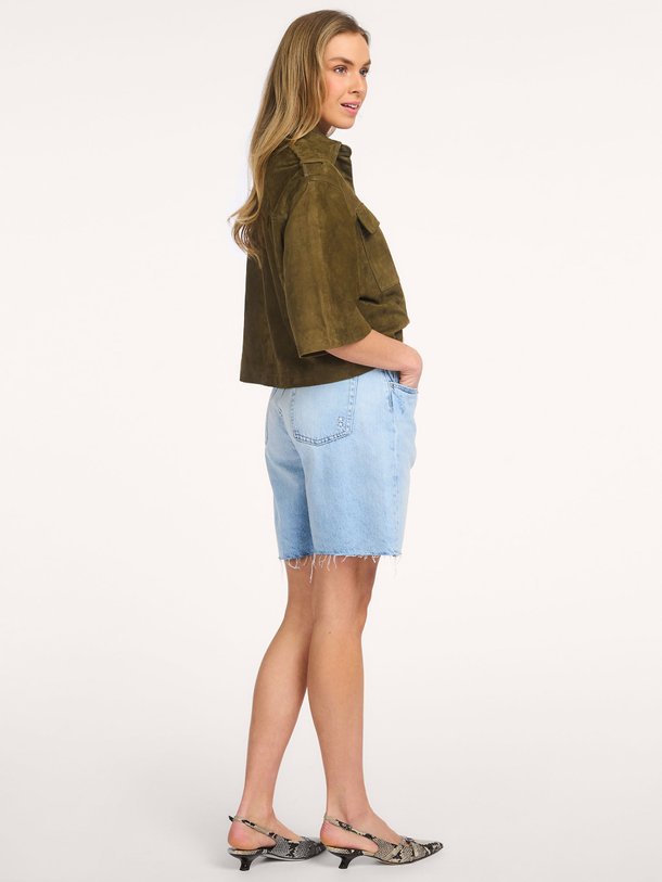 Ontdek de Lea denim bermuda short van Icon Denim in de kleur Lichtblauw bij Orangebag. Op werkdagen voor 21:45 besteld, morgen in huis.