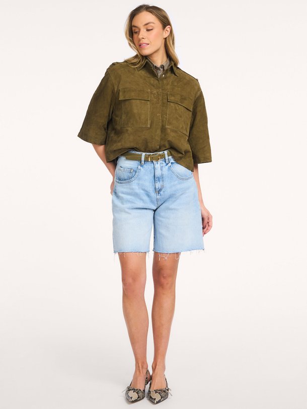 Ontdek de Lea denim bermuda short van Icon Denim in de kleur Lichtblauw bij Orangebag. Op werkdagen voor 21:45 besteld, morgen in huis.