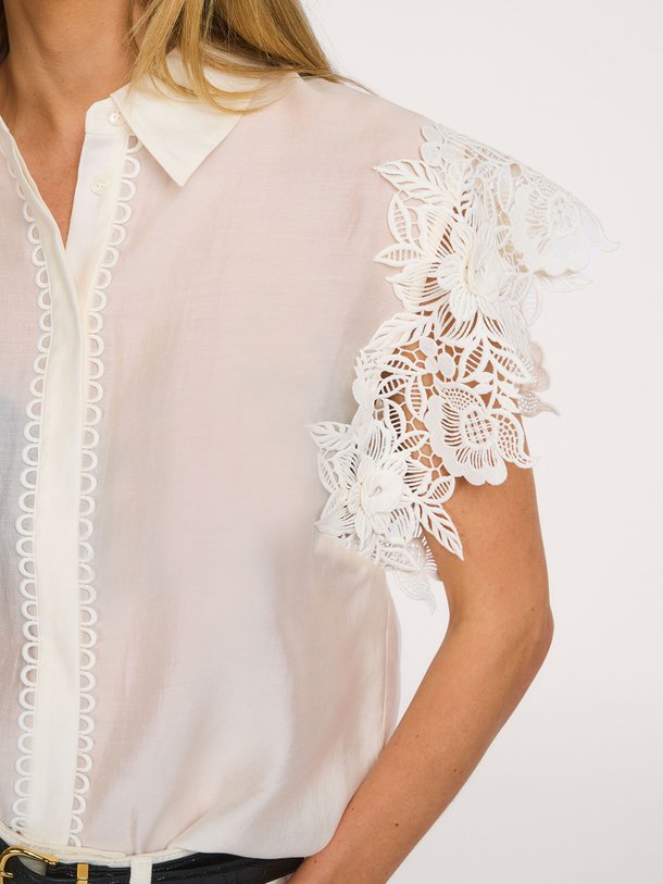 Copenhagen Muse Cmmolly-Shirt Ontdek de CMMOLLY-SHIRT van Copenhagen Muse bij Orangebag. Op werkdagen voor 21:45 besteld, morgen in huis.