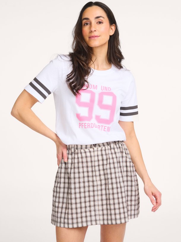Ontdek de Jawo organic cotton T-shirt met print van Baum und Pferdgarten in de kleur Wit bij Orangebag. Op werkdagen voor 21:45 besteld, morgen in huis.