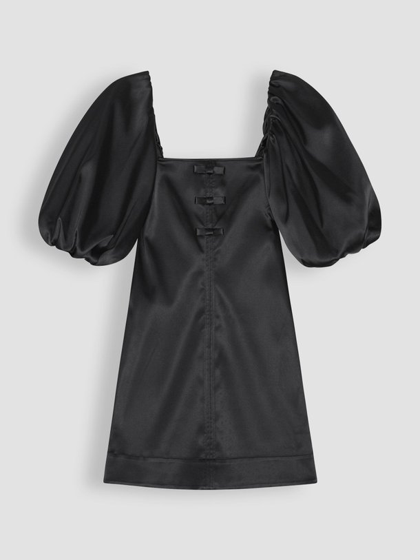 Ontdek de Geweven glanzende jurk van Ganni in de kleur zwart bij Orangebag. Op werkdagen voor 21:45 besteld, morgen in huis.