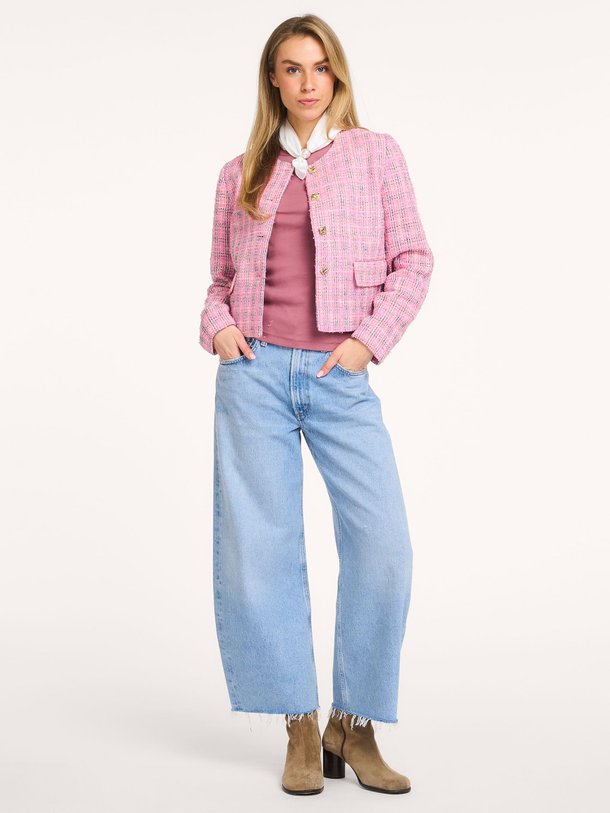 Ontdek de Cammie geweven bouclé jasje van Co'Couture in de kleur Roze bij Orangebag. Op werkdagen voor 21:45 besteld, morgen in huis.