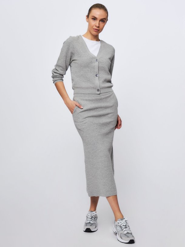 Ontdek de Vasmin katoenmix rok met structuur van Ruby Tuesday in de kleur grijs bij Orangebag. Op werkdagen voor 21:45 besteld, morgen in huis.
