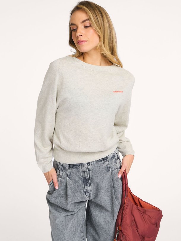 Ontdek de Geros wol/katoenmix gemêleerde sweater van Bellerose in de kleur Grijs bij Orangebag. Op werkdagen voor 21:45 besteld, morgen in huis.