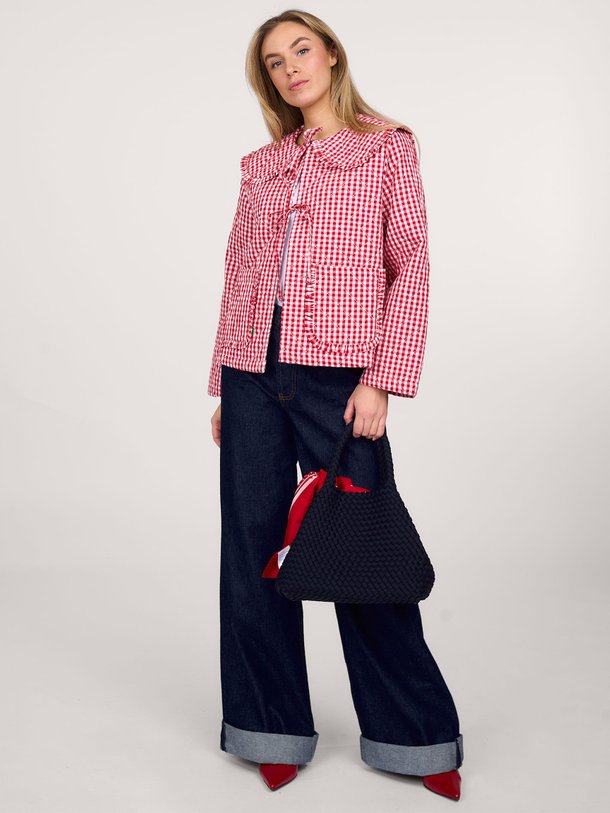 Ontdek de Svana katoenen geruit jasje van Sofie Schnoor in de kleur rood bij Orangebag. Op werkdagen voor 21:45 besteld, morgen in huis.