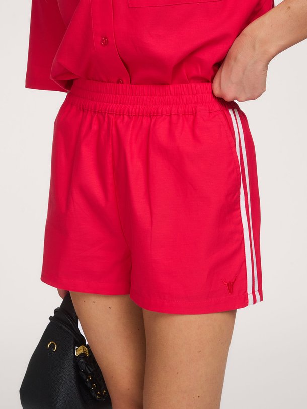 Ontdek de ladies woven sporty shorts van Alix The Label bij Orangebag. Op werkdagen voor 21:45 besteld, morgen in huis.