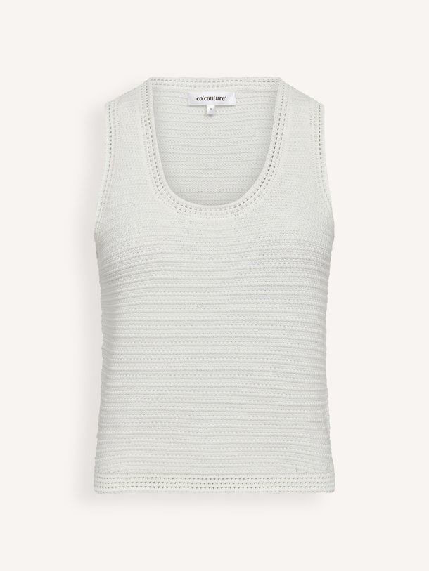Ontdek de Lue viscose top van Co'Couture in de kleur Off-white bij Orangebag. Op werkdagen voor 21:45 besteld, morgen in huis.