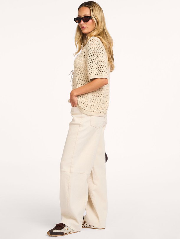 Ontdek de Unika high waist barrel fit jeans van Modstrom in de kleur Zand bij Orangebag. Op werkdagen voor 21:45 besteld, morgen in huis.
