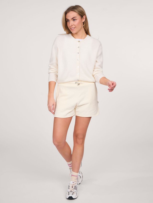 Ontdek de Katoenen sweatshort van Woolrich in de kleur off-white bij Orangebag. Op werkdagen voor 21:45 besteld, morgen in huis.