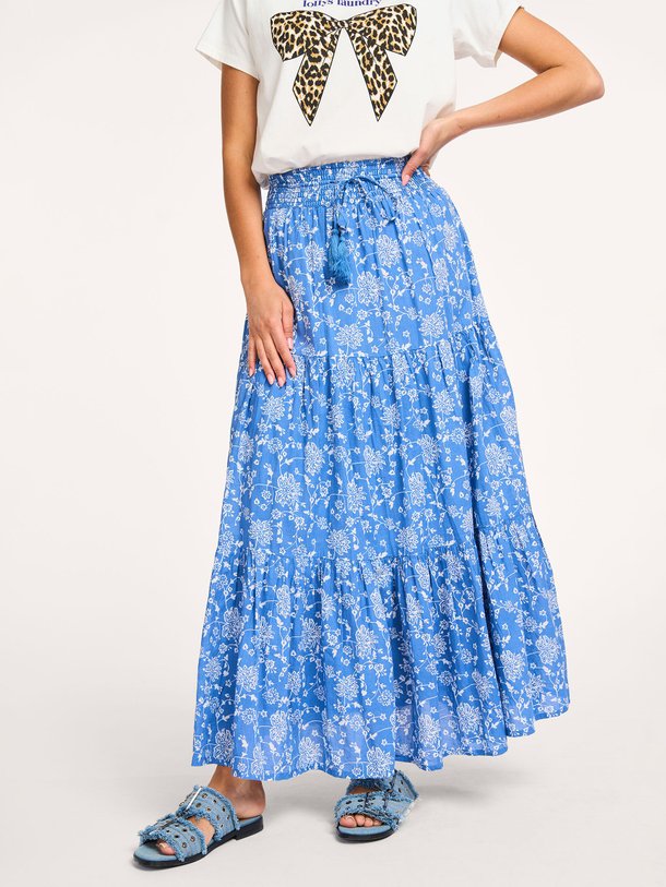Ontdek de Diamond katoenen maxi rok met print van Lollys Laundry in de kleur blauw bij Orangebag. Op werkdagen voor 21:45 besteld, morgen in huis.