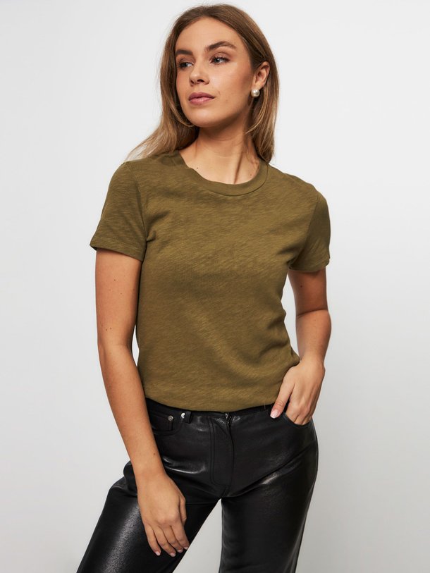 Ontdek de Sonoma katoenen slub T-shirt van American Vintage in de kleur mosgroen bij Orangebag. Op werkdagen voor 21:45 besteld, morgen in huis.