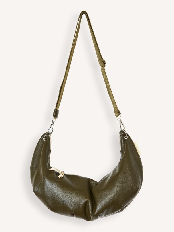 Ontdek de Hoon leatherlook crossbody tas van Bellerose in de kleur Donkergroen bij Orangebag. Op werkdagen voor 21:45 besteld, morgen in huis.