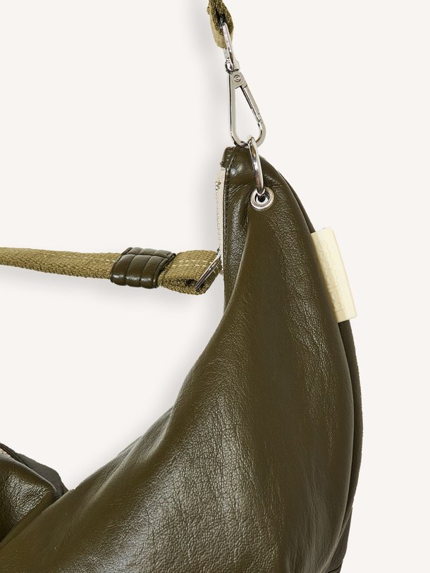 Ontdek de Hoon leatherlook crossbody tas van Bellerose in de kleur Donkergroen bij Orangebag. Op werkdagen voor 21:45 besteld, morgen in huis.