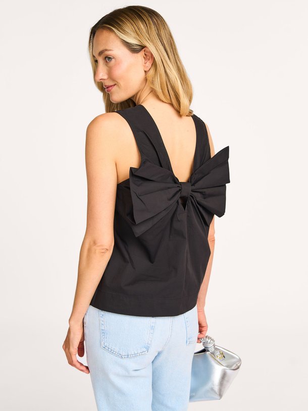 Ontdek de Sanna katoenen poplin top van Co'Couture in de kleur zwart bij Orangebag. Op werkdagen voor 21:45 besteld, morgen in huis.