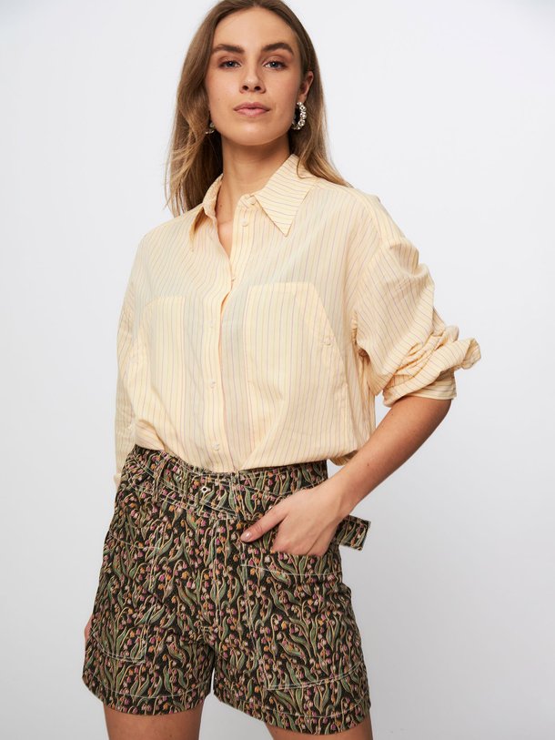 Ontdek de Angele katoen/viscosemix gestreepte blouse van Roseanna in de kleur geel bij Orangebag. Op werkdagen voor 21:45 besteld, morgen in huis.