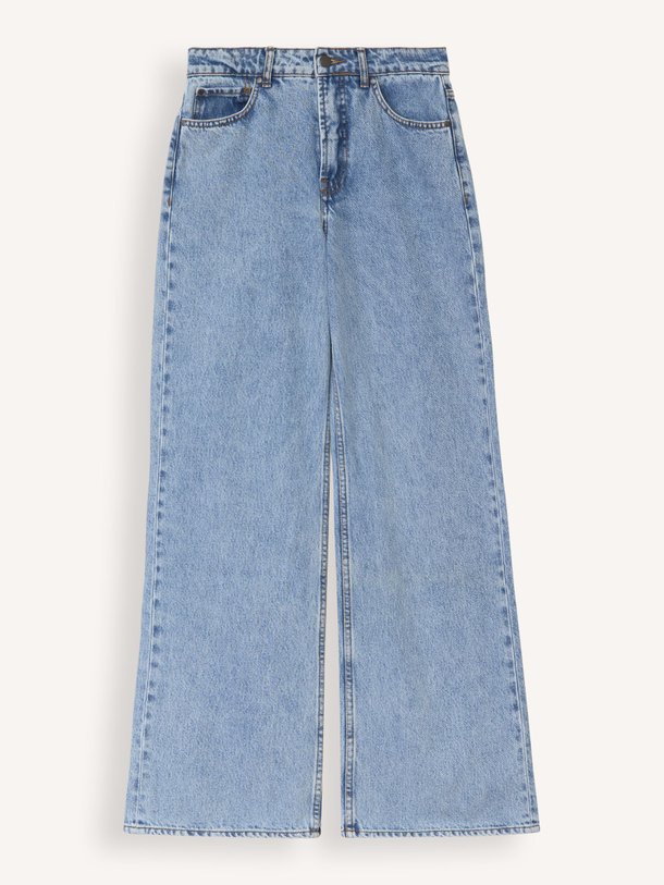 Ontdek de Reign high waist loose fit non-stretch jeans van Iben in de kleur lichtblauw bij Orangebag. Op werkdagen voor 21:45 besteld, morgen in huis.