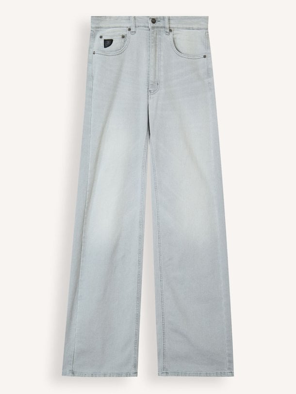 Ontdek de Rosa high waist flared fit stretch jeans van Lois in de kleur Grijs bij Orangebag. Op werkdagen voor 21:45 besteld, morgen in huis.