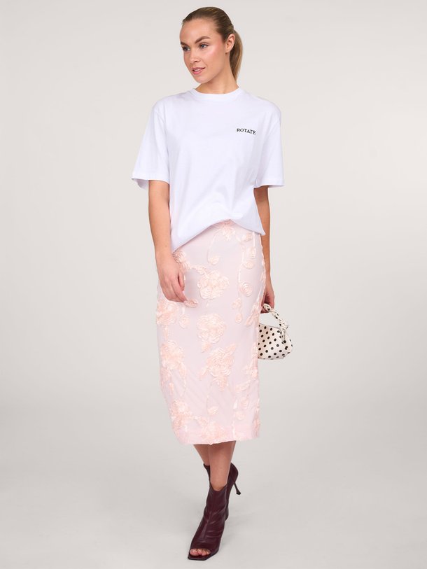 Ontdek de Geweven mesh rok van Rotate Birger Christensen in de kleur lichtroze bij Orangebag. Op werkdagen voor 21:45 besteld, morgen in huis.