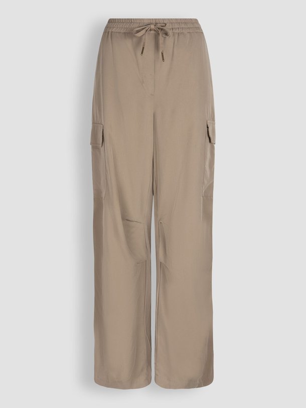 Ontdek de Tencel cargo broek van Summum in de kleur groen/bruin bij Orangebag. Op werkdagen voor 21:45 besteld, morgen in huis.