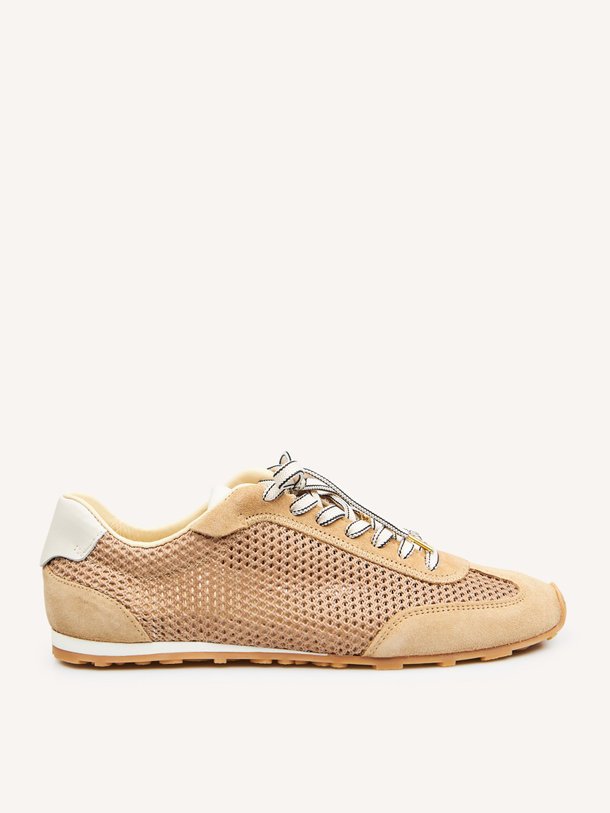 Ontdek de Billy Lou suède sneakers met mesh van Nubikk in de kleur Taupe bij Orangebag. Op werkdagen voor 21:45 besteld, morgen in huis.