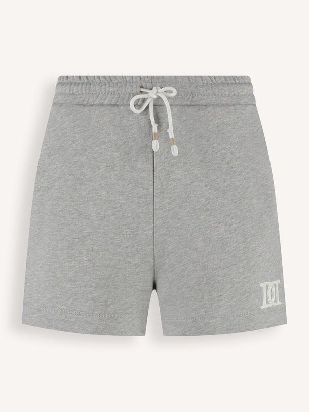 Ontdek de Bente Shorts van Deblon bij Orangebag. Op werkdagen voor 21:45 besteld, morgen in huis.